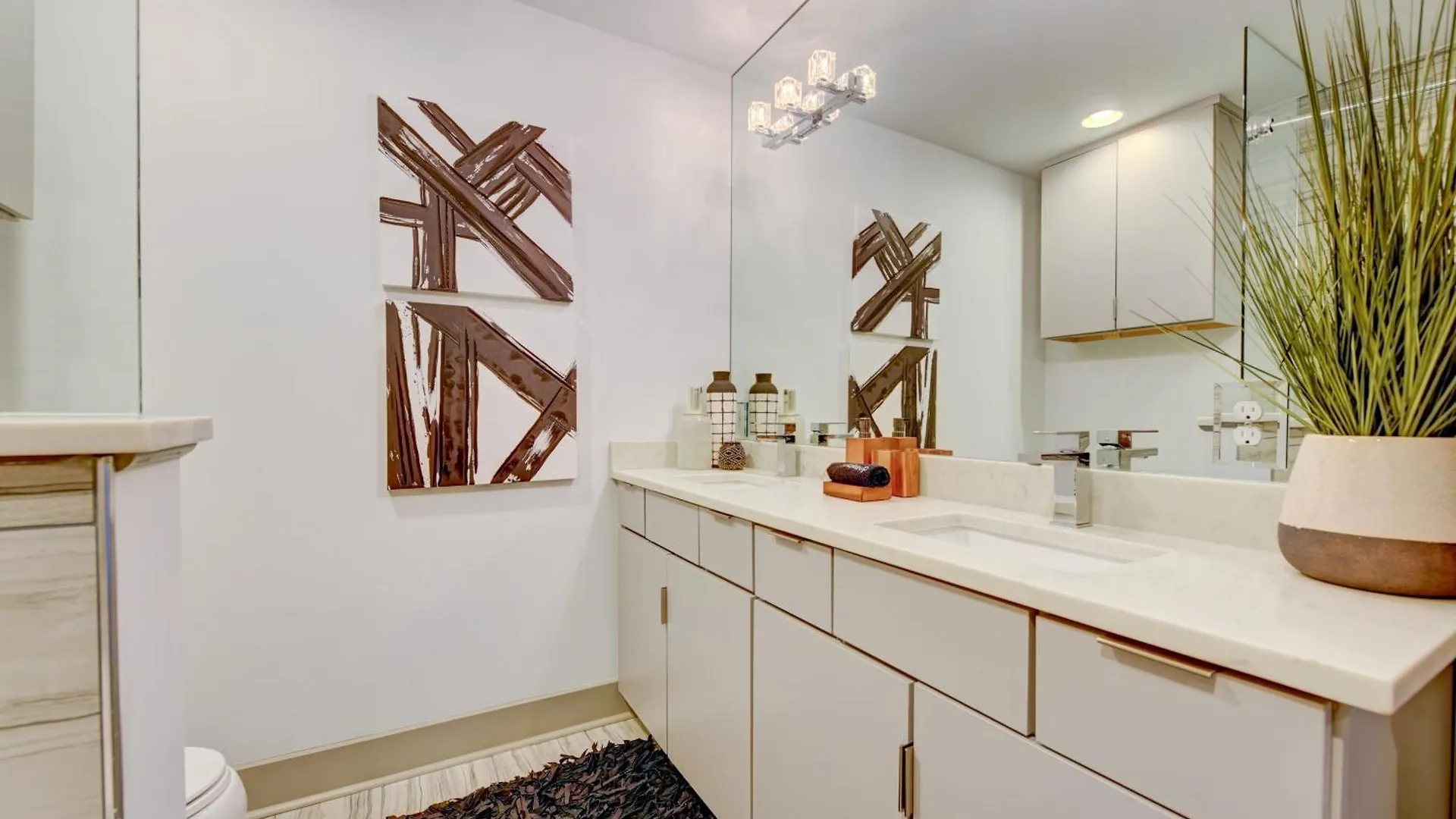 Modern Home With Yard 3 Mi To Uptown Charlotte! 0*, שרלוט