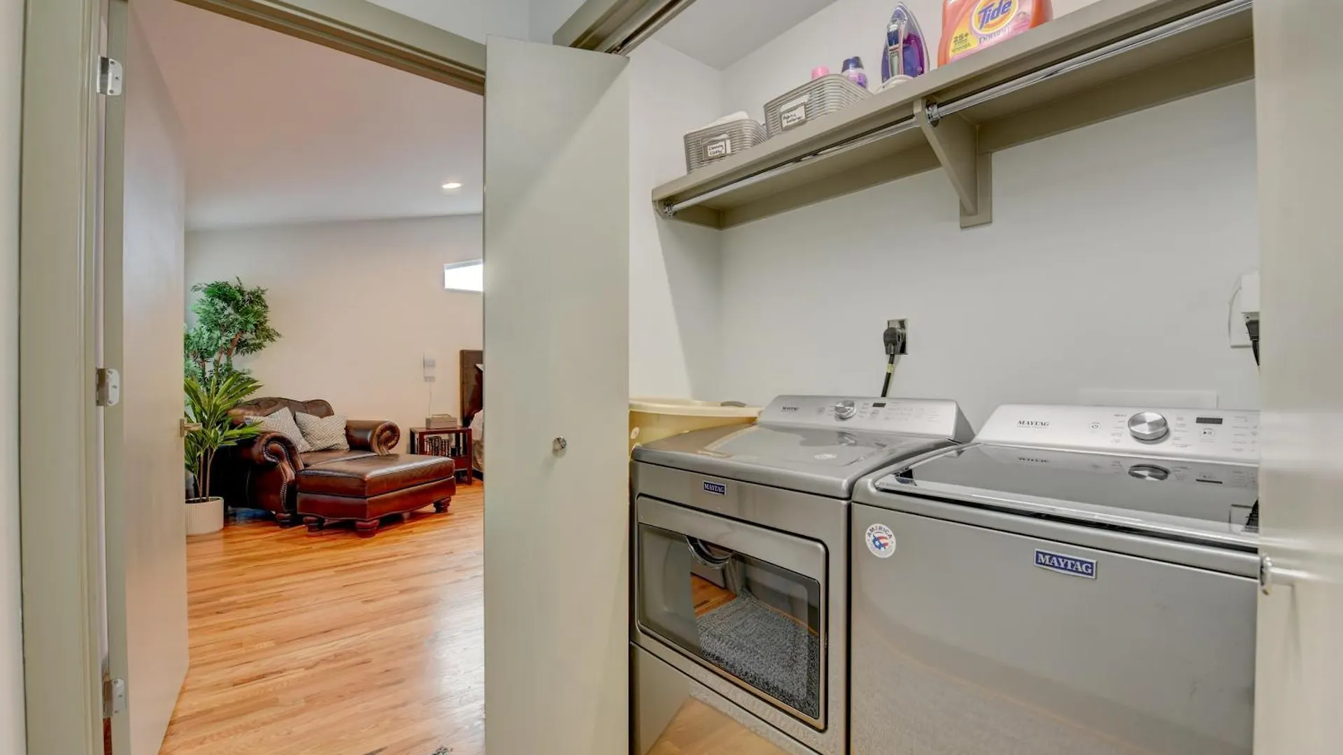בית נופש Modern Home With Yard 3 Mi To Uptown Charlotte! ארצות הברית